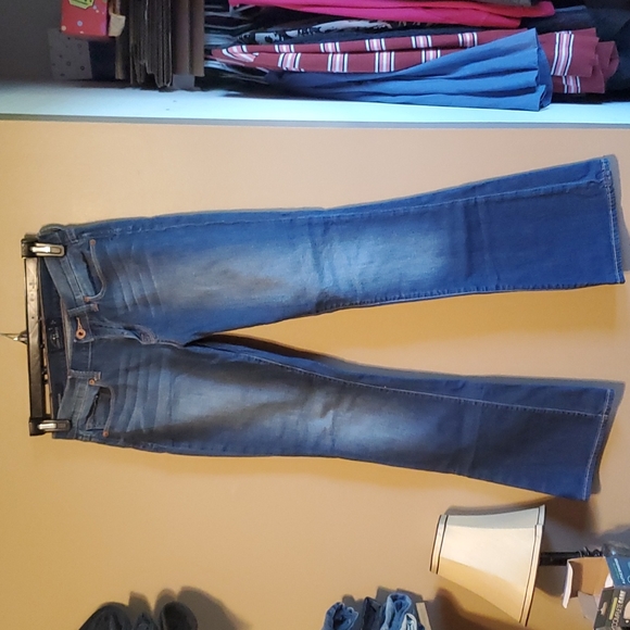Lucky Brand Jeans - Picture 7 of 13